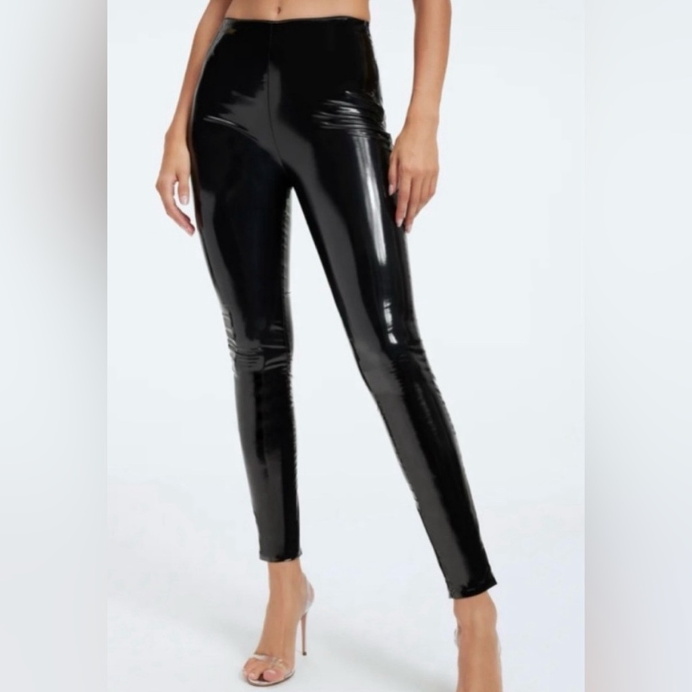 Good American Vinyl leggings size 4